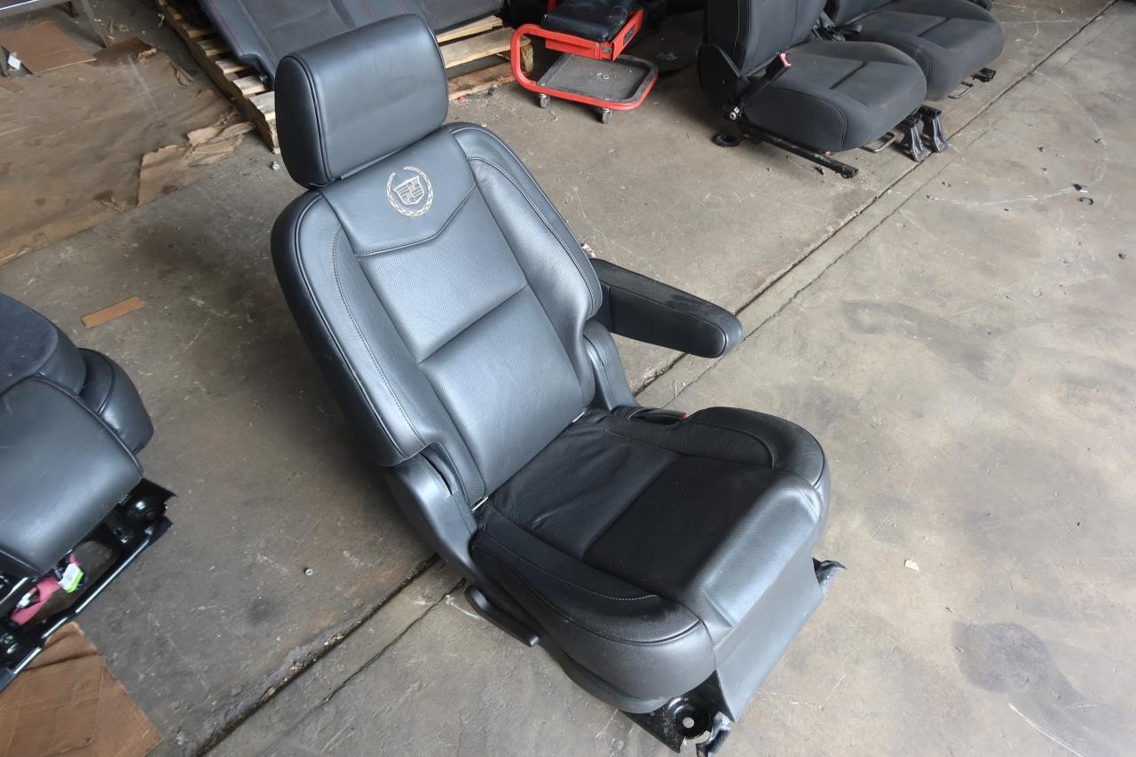 2007-2014 Cadillac Escalade Platinum OEM Black Leather Second Row Captain Chair Seat