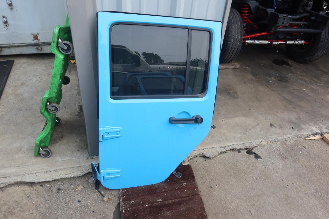 2011-2018 Jeep Wrangler JK JKU OEM Rear Left Driver Side Power Door PQB 68079599