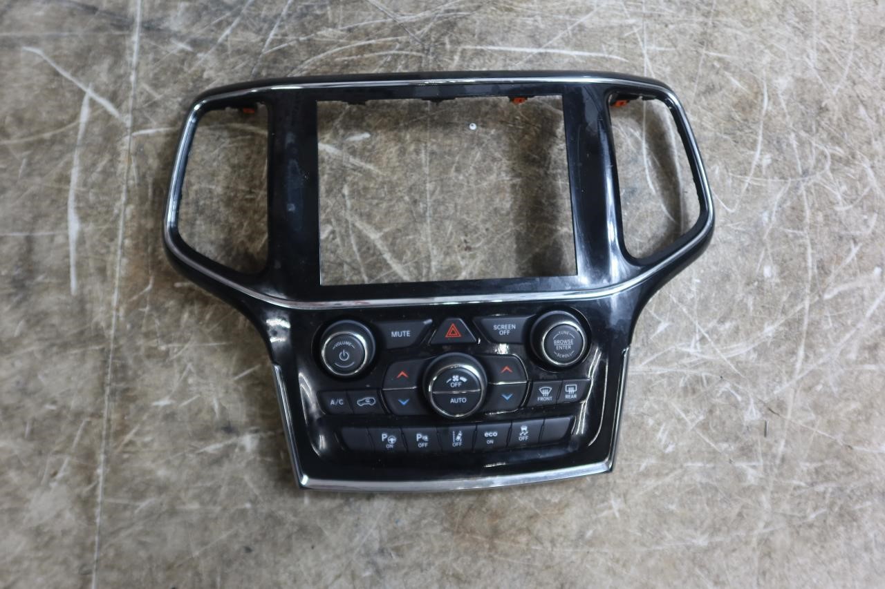 2019-2021 Jeep Grand Cherokee SRT OEM Climate Control w/ Bezel 68388459