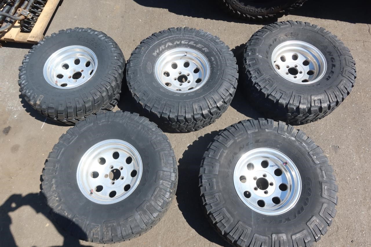 Wrangler TJ Mickey Thompson Wheels Set of 5 w/ Tires 15x10 35x12.50R15