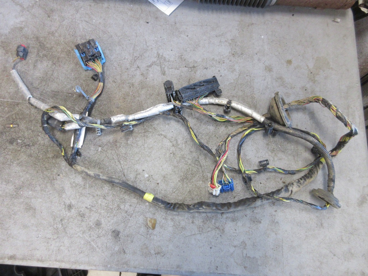 2019-2025 Jeep Grand Cherokee Durango OEM Jumper Wiring Harness 68381498
