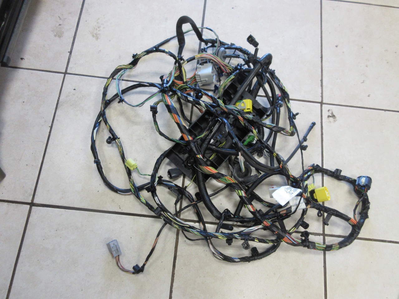 2016-2018 Jeep Wrangler JK OEM Body Wiring Harness 68274272