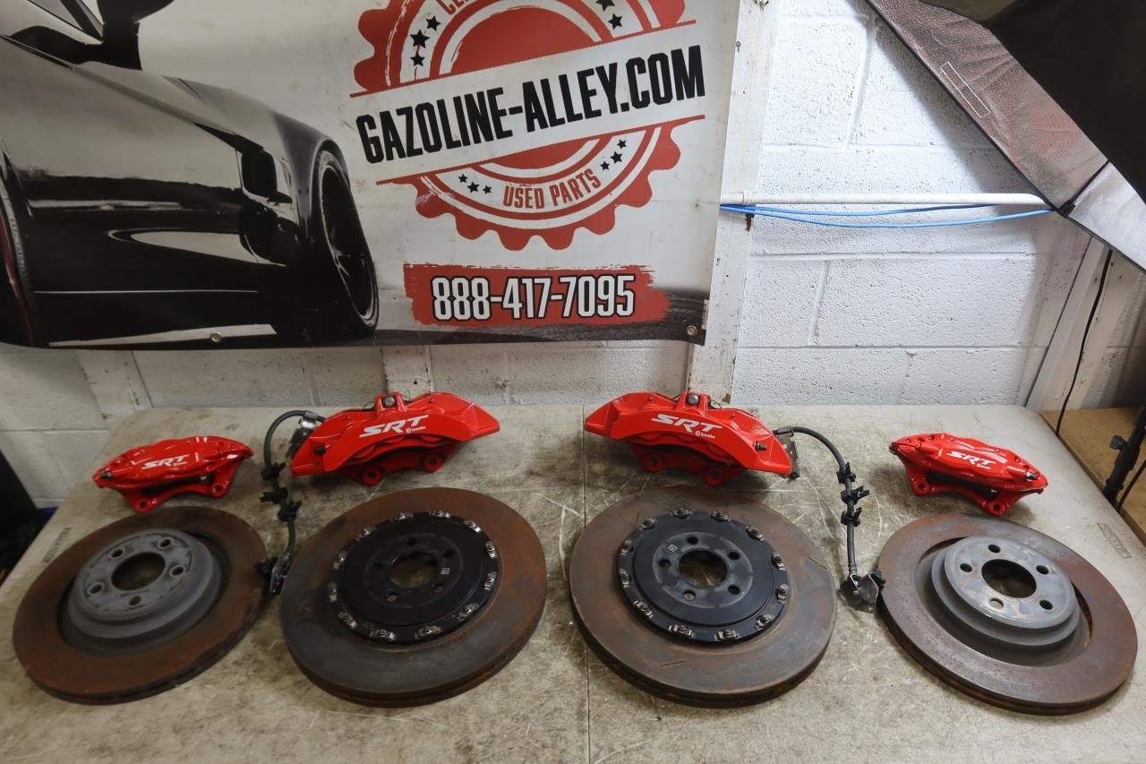 21 22 23 Dodge Challenger Hellcat 6.2L OEM Brembo Brake Calipers w/ Rotors