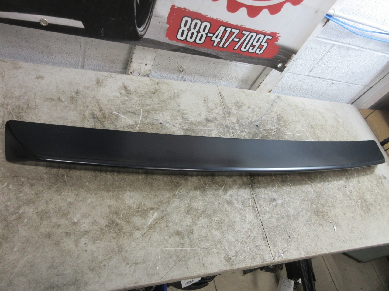 2015 2016 Dodge Challenger SRT Hellcat OEM Rear Spoiler w/ Camera 5LC53TRM 