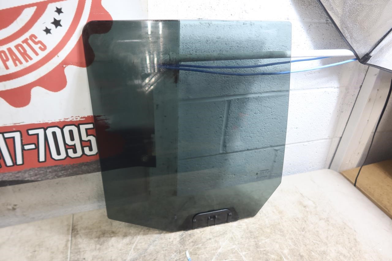 2007-2018 Jeep Wrangler JK OEM Rear Left Driver Door Window Glass