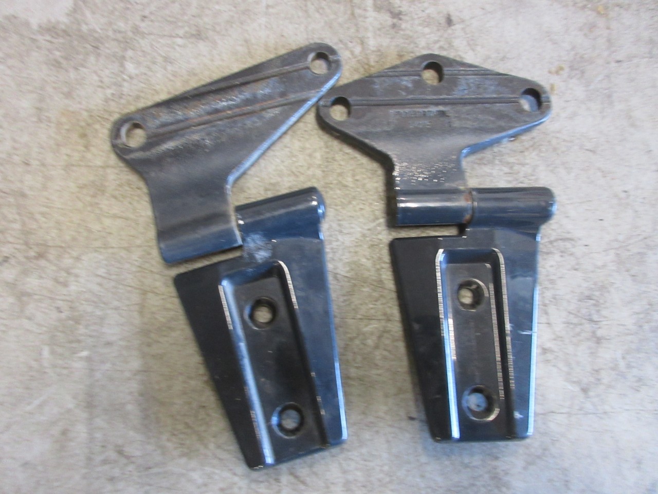 2007-2018 Jeep Wrangler JK OEM Driver Door Hinges Fit Both Front & Rear 55395385