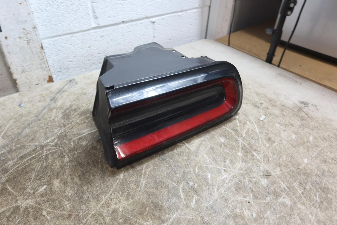 2015-2023 Dodge Challenger OEM Right RH Passenger Outer Tail Light 68510770