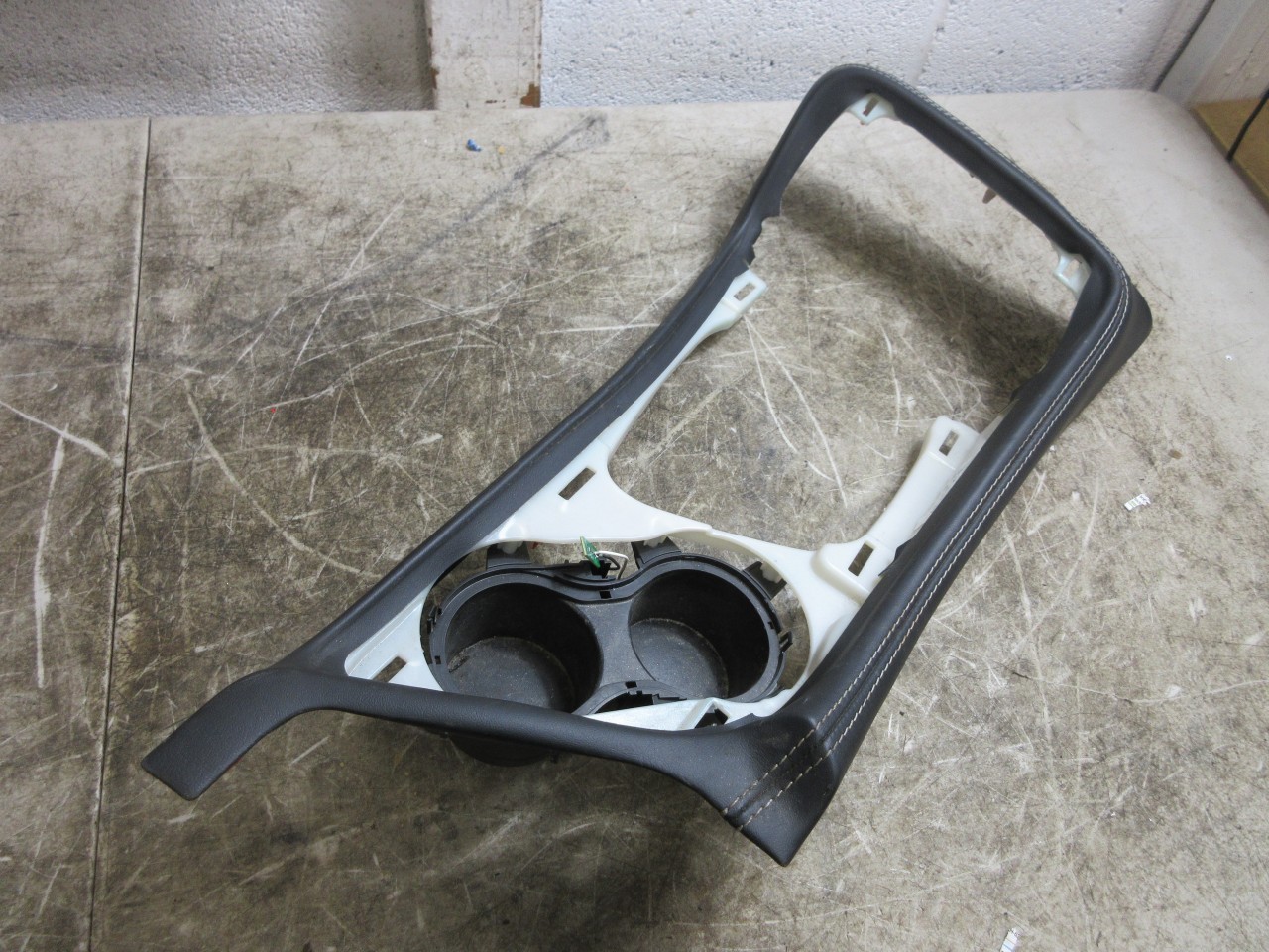 19-2023 Dodge Challenger SRT Hellcat OEM Front Center Floor Console 5LE51