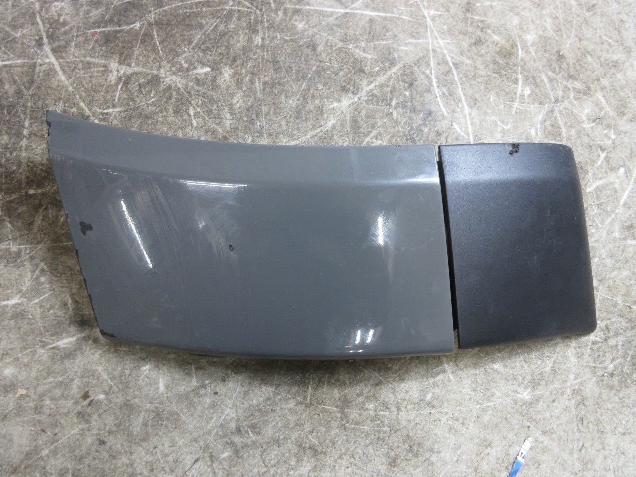 18-23 Dodge Challenger Hellcat Widebody OEM Rear Right Bumper Flare 68320212