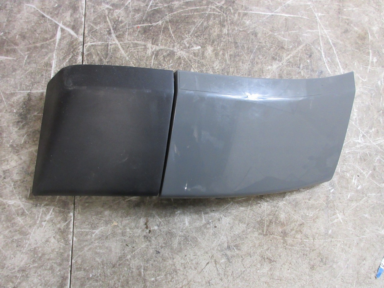 18-23 Dodge Challenger Hellcat Widebody OEM LH Rear Bumper Flare 68320213