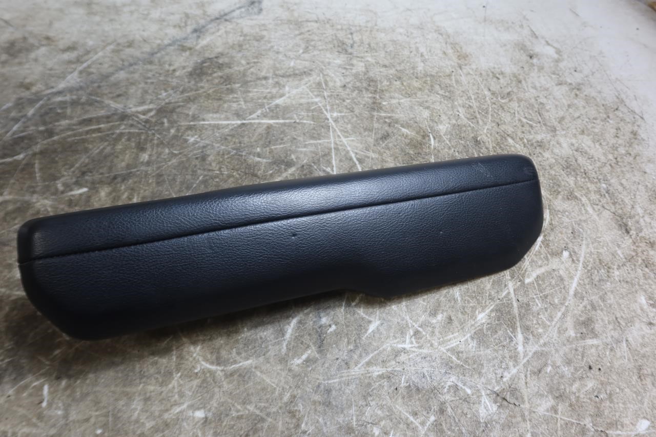 2018-2025 Jeep Wrangler JL OEM Front Right RH Door Armrest 6RL50TX7AB