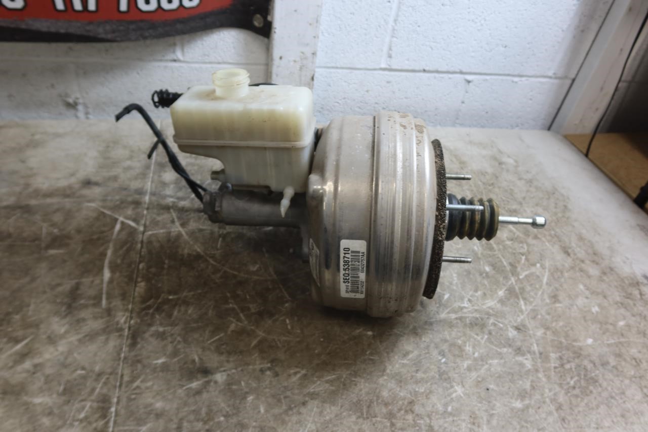 2018-2025 Jeep Wrangler JL 3.0L OEM Power Brake Booster w/ Brake Cylinder 68385586