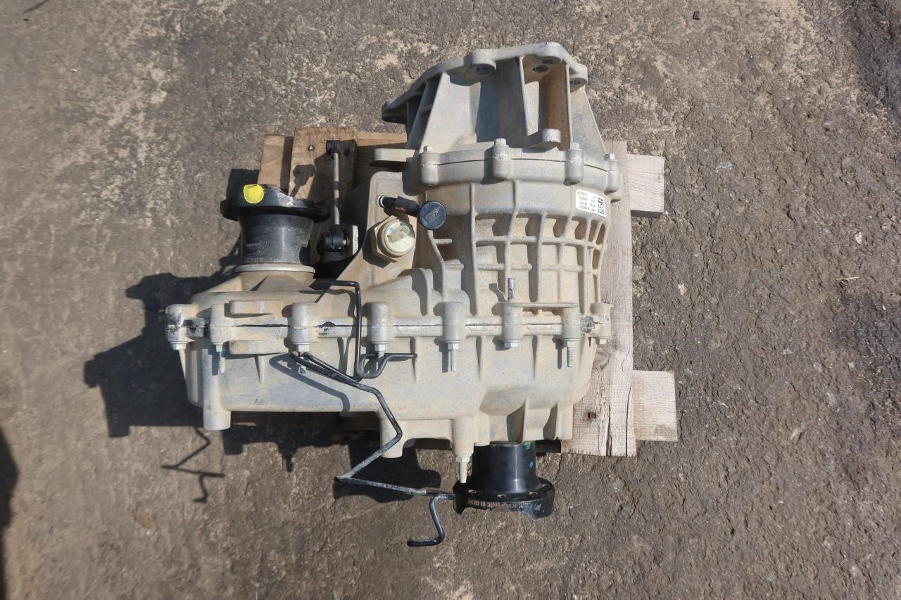 2020-2023 Jeep Wrangler Gladiator Rubicon OEM Rock Trac Transfer Case 68298660