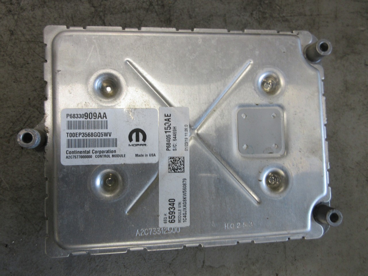 2018 2019 Jeep Wrangler JL OEM ECU Engine Controller Module 68330909