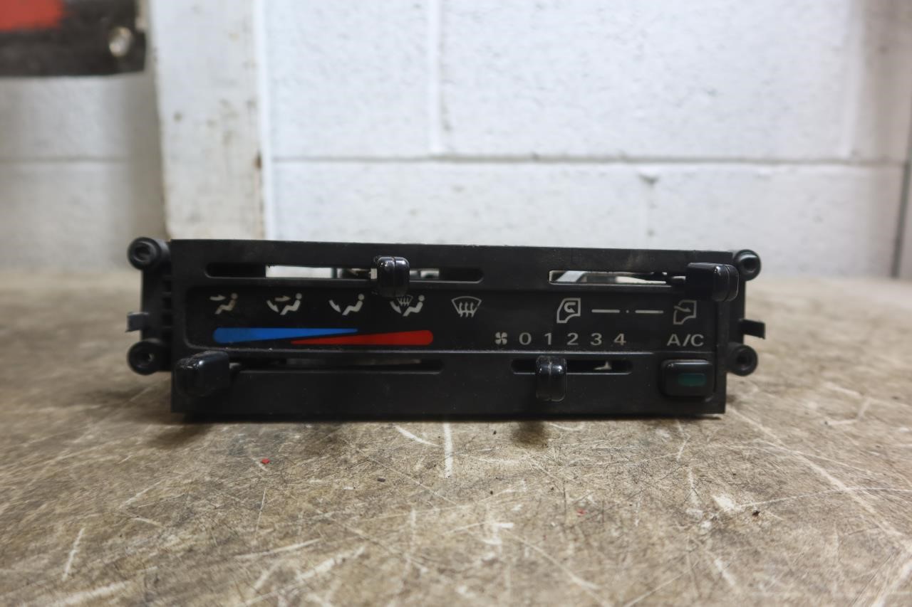 Nissan Cabstar Heater control panel + cables 2001 - 2005 F23