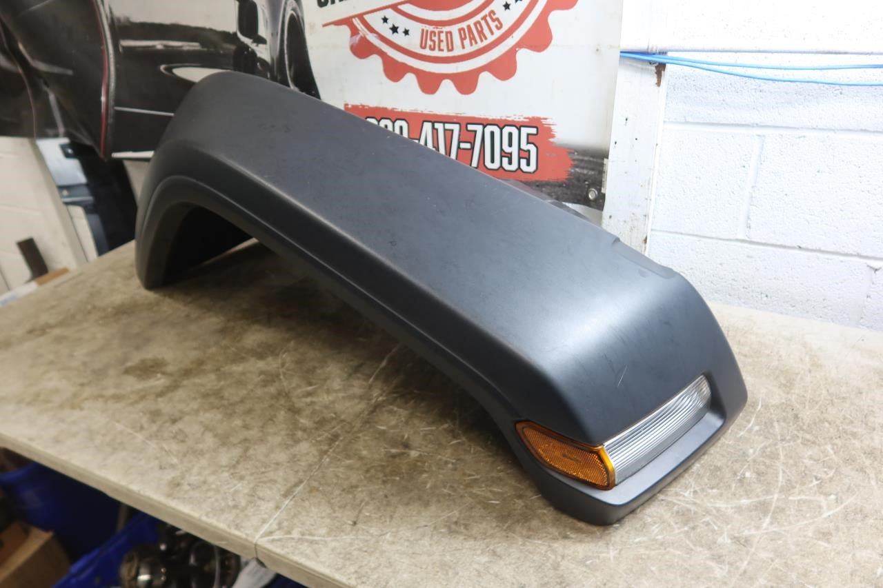 2018-2025 Jeep Wrangler Gladiator OEM Front Right Textured Flare 6AD70TRMAD