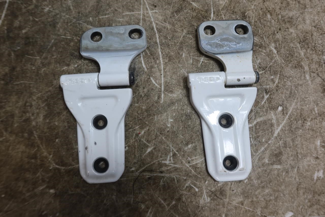 2018-2025 Jeep Wrangler JL OEM Front or Rear Left Door Hinge Pair