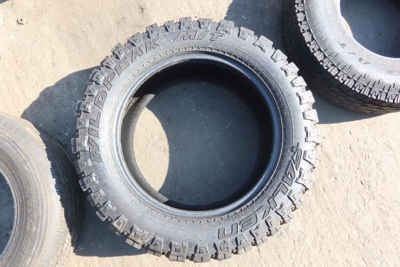 Falken Wildpeak M/T 33x12.50R20LT Single Tire Used