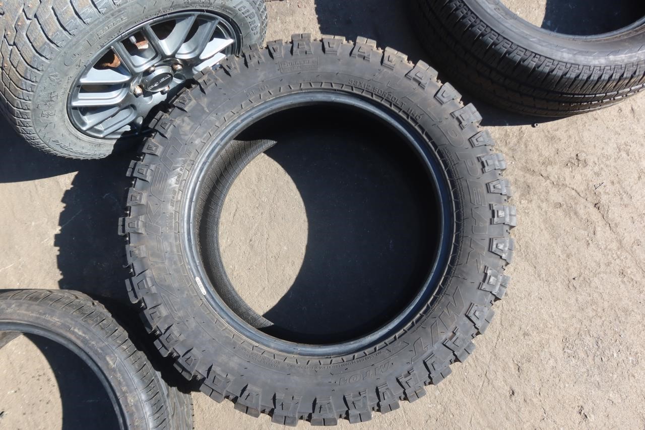 Falken Wildpeak M/T 33x12.50 R20 Single Tire Used