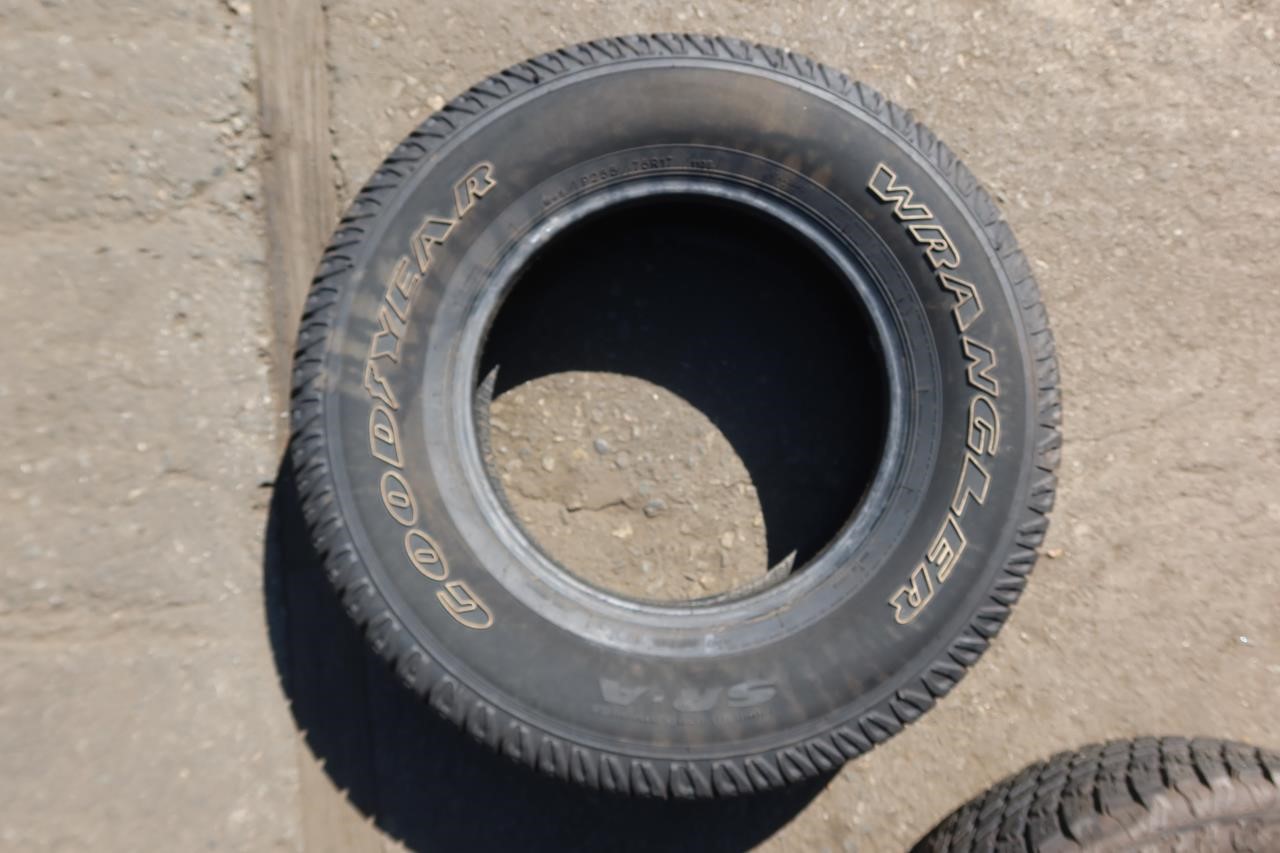 Wrangler Goodyear SR-A 255/75R17 Single Tire
