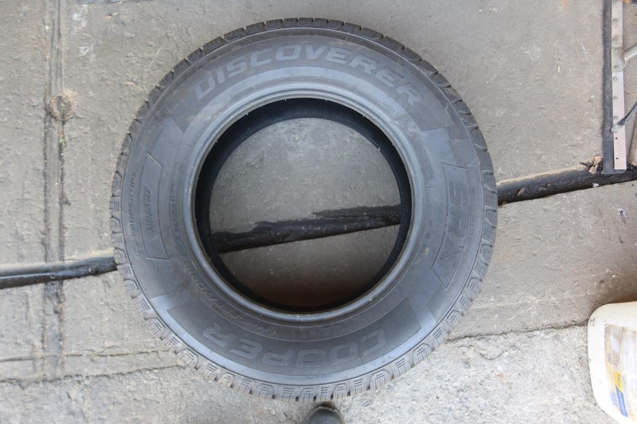 Cooper Discoverer SRX 255/70R18 Single Tire