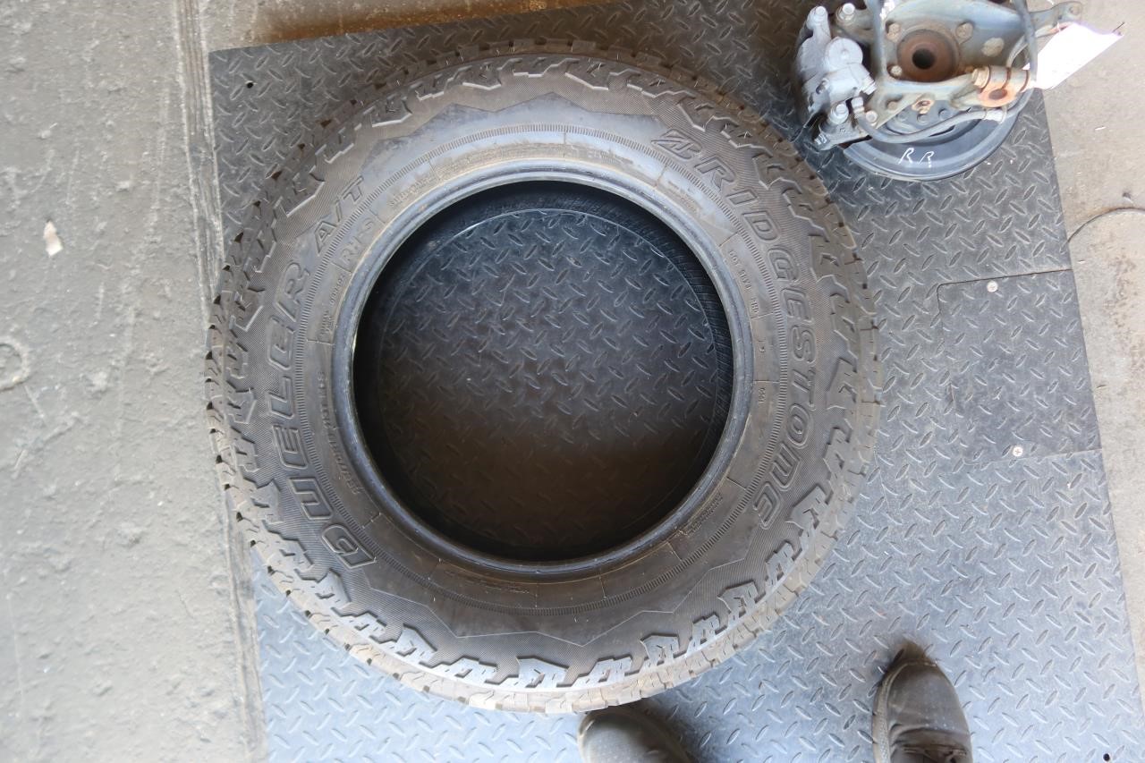 Wrangler Goodyear 255/70R18 Single Tire