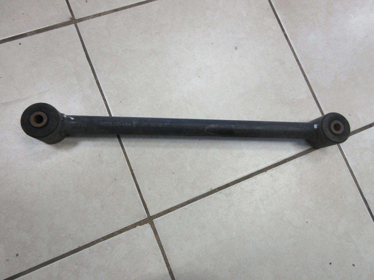 2018 Jeep Wrangler JK OEM Lower Control Arm 68267714