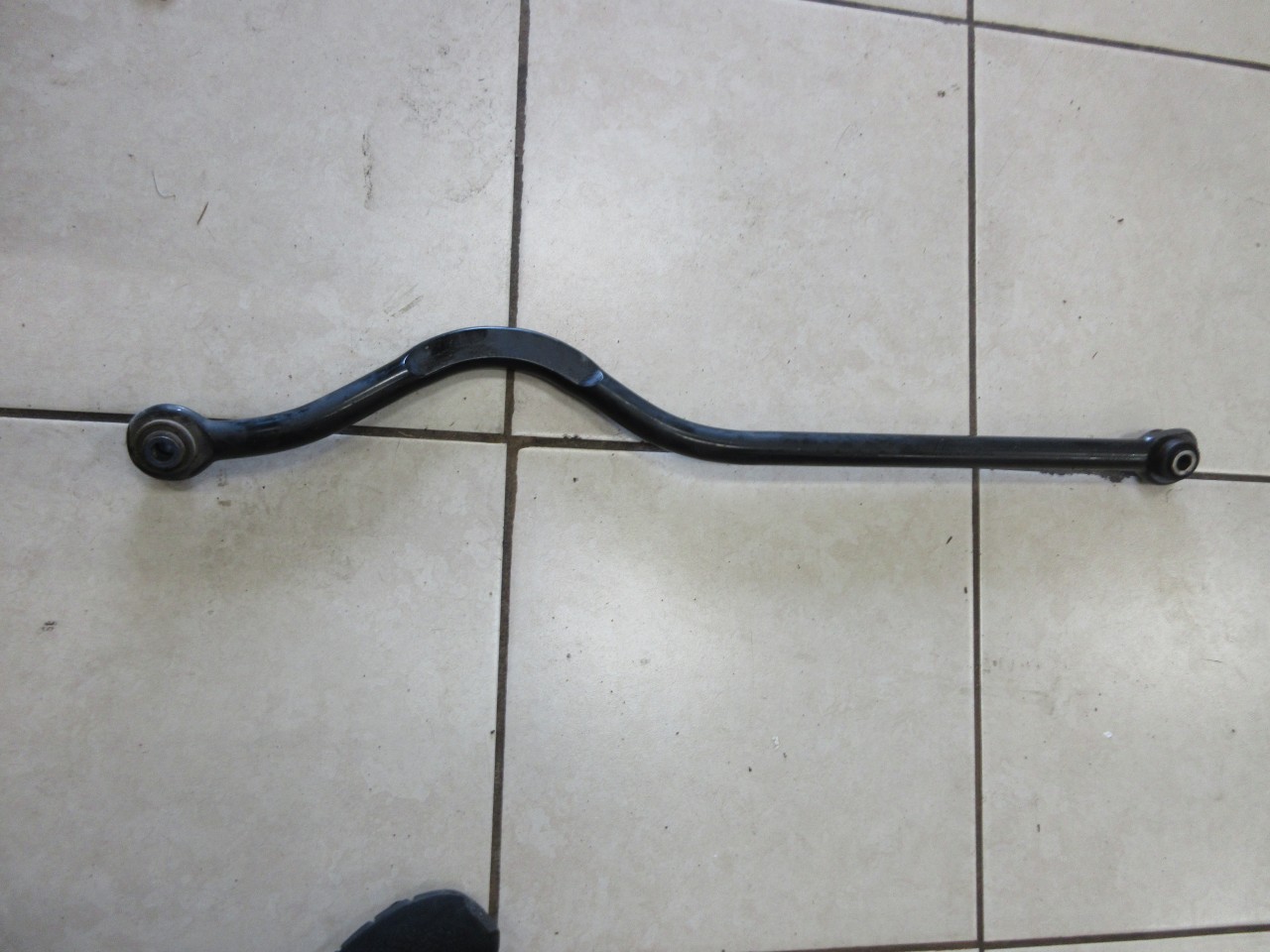2007-2018 Jeep Wrangler JK OEM Track Bar 52059982