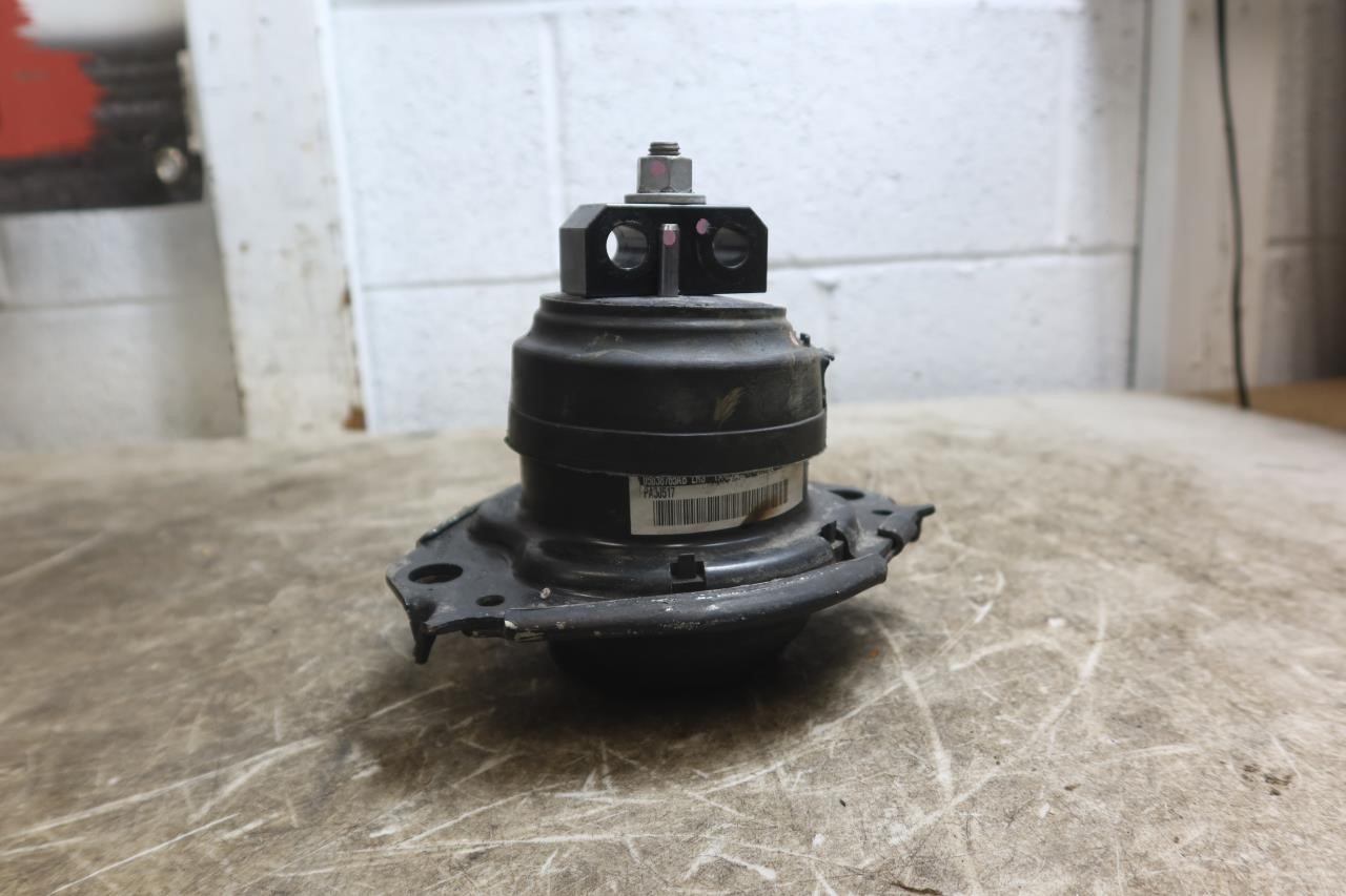 2015-2023 Dodge Challenger Charger 6.2L OEM Engine Mount 05038765