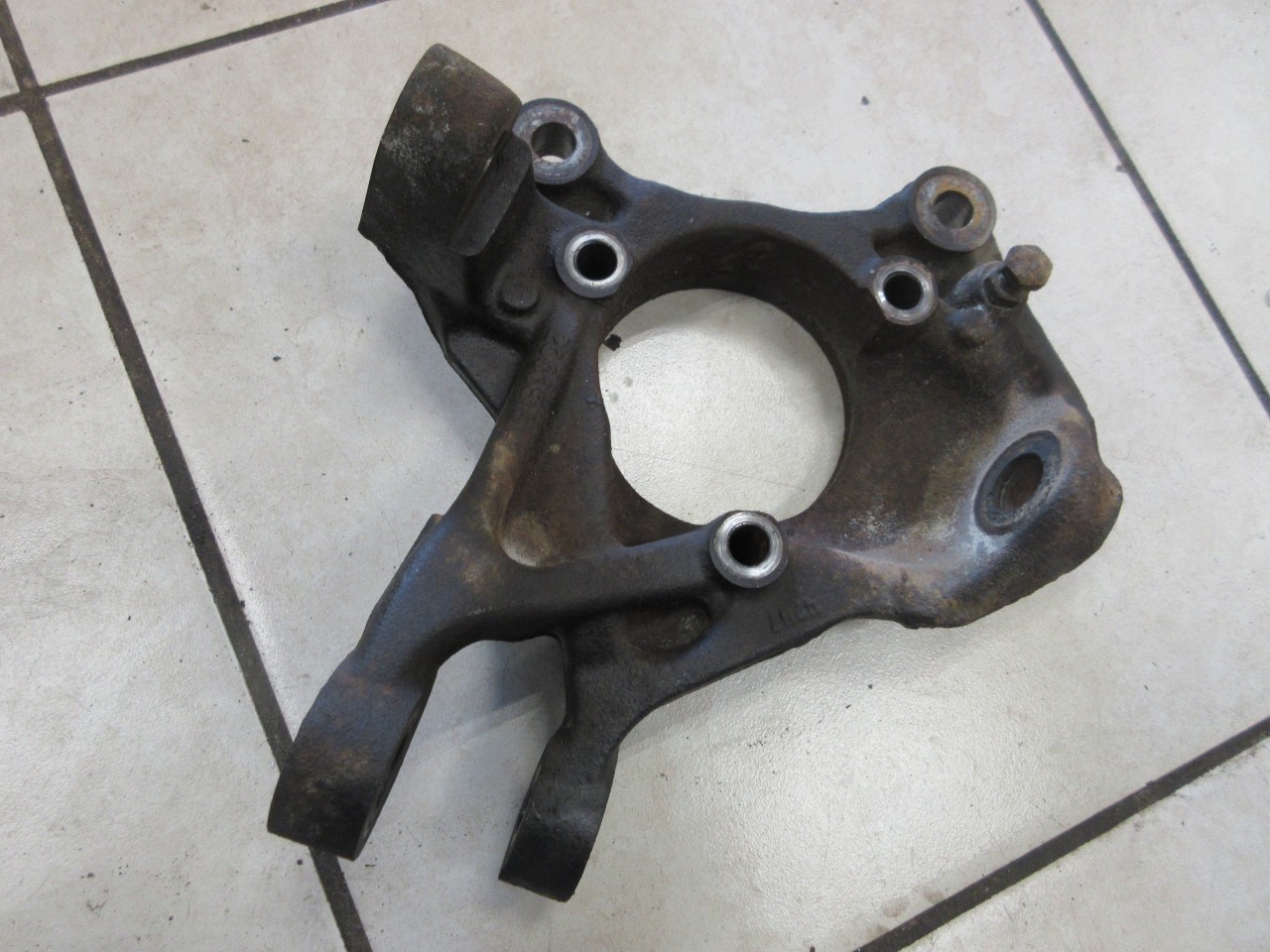 2007-2018 Jeep Wrangler JK OEM RH Front Knuckle 68004086