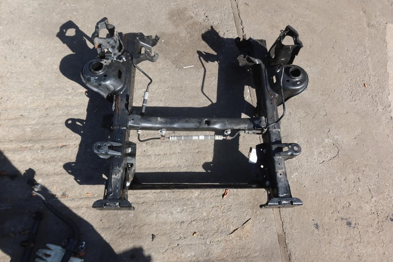 2018-2023 Jeep Wrangler JL OEM Front Frame Cut Rail Section 68382862 / 68382863