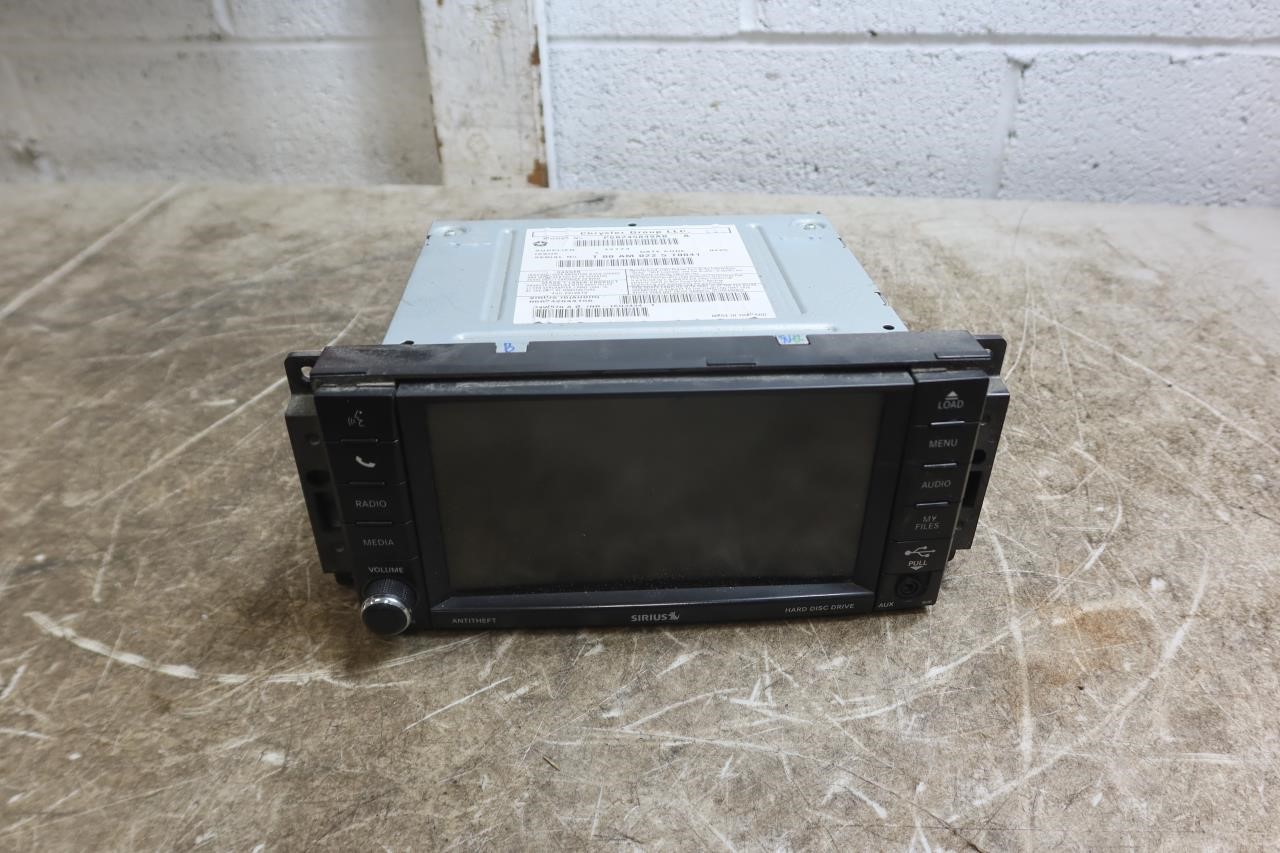 2011-2018 Jeep Wrangler JK OEM RHB Touchscreen Navi Radio 68245849