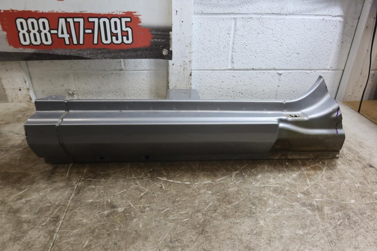 2007-2018 Jeep Wrangler JK OEM Front Right Passenger RH Rocker Panel-Cut
