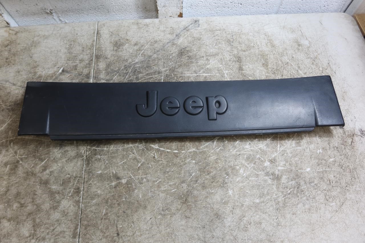 1997-2006 Jeep Wrangler TJ OEM Font Bumper Upper Plastic Trim Cover 55155667