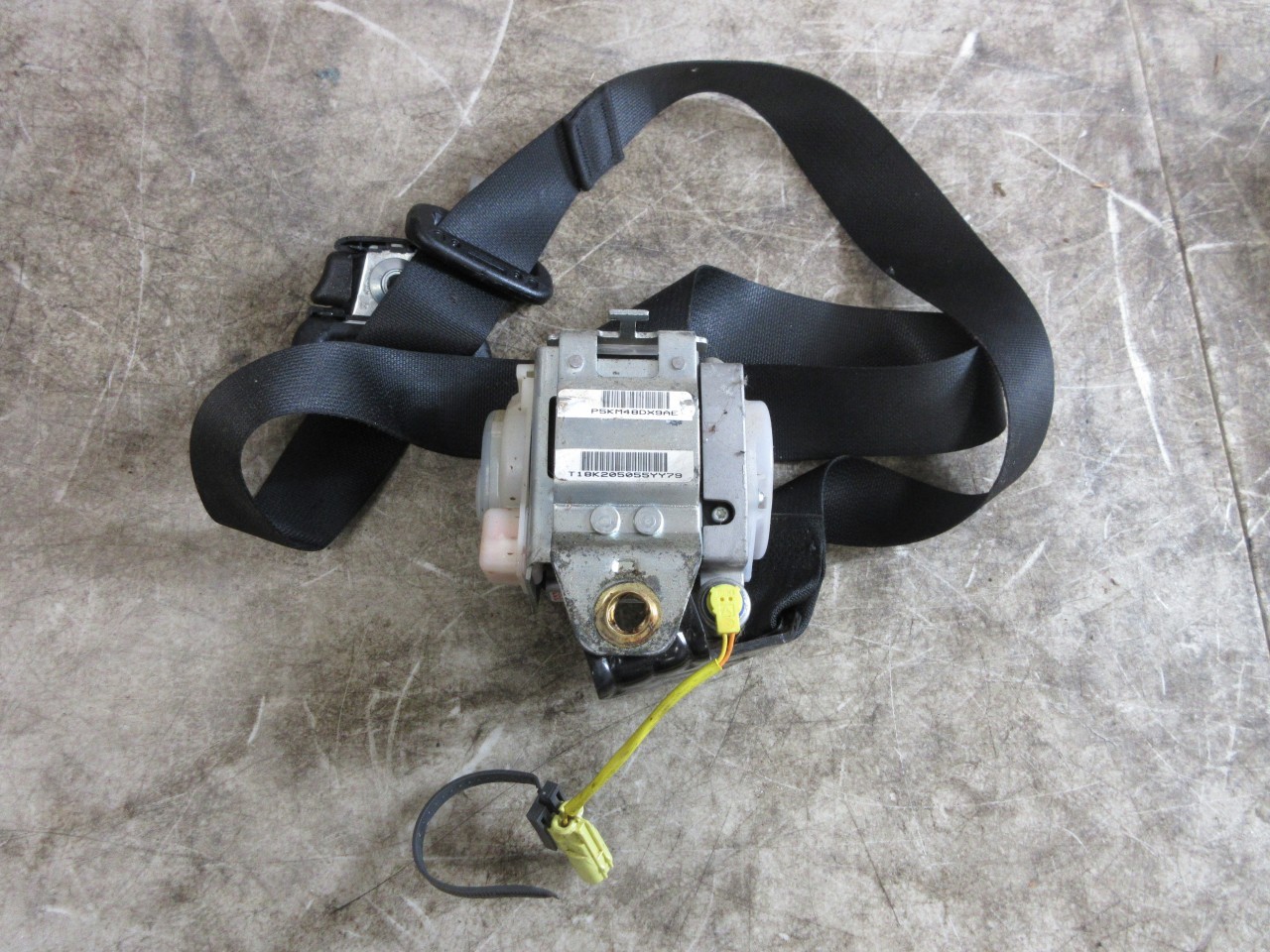 2011-2018 Jeep Wrangler JK 2 Door OEM Front Right Passenger Seat Belt 6KF84DX9AA