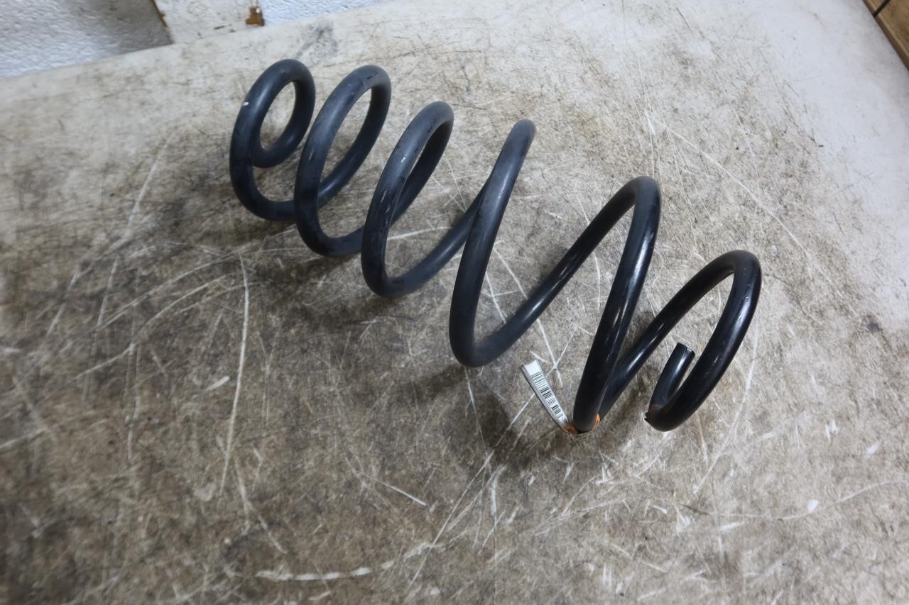 2007-2018 Jeep Wrangler JK OEM Rear Coil Spring Single 68004460