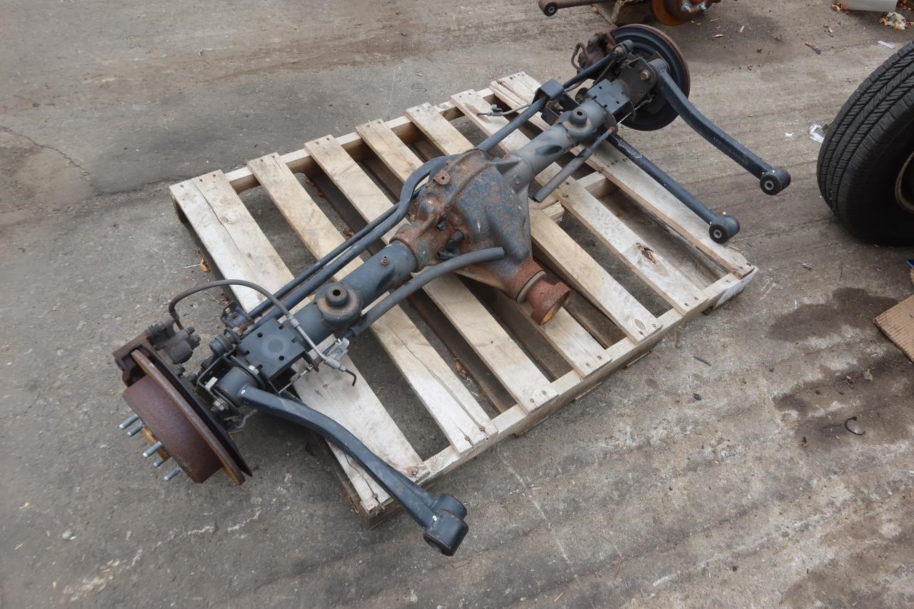 2007-2018 Jeep Wrangler JK Rubicon OEM Dana 44 Rear Axle Assembly 4.10 Ratio