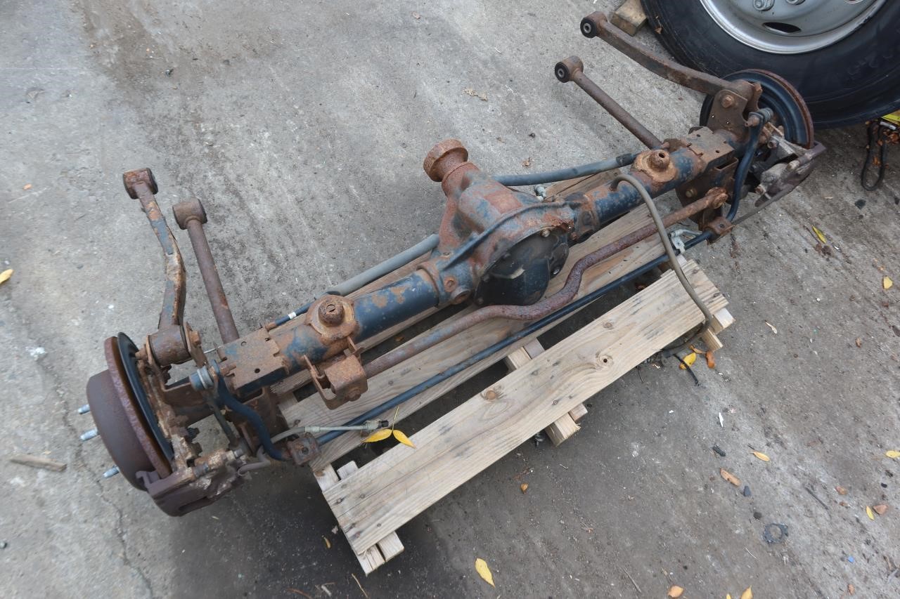 2007-2018 Jeep Wrangler JK Rubicon OEM Dana 44 Rear Axle Assembly 4.10 Ratio