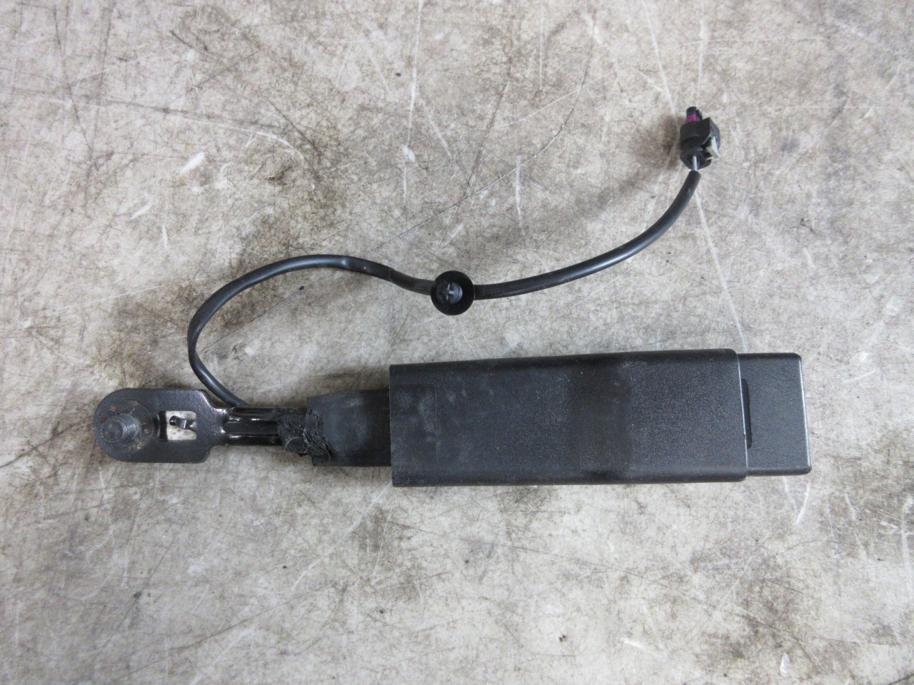 18-23 Jeep Wrangler Gladiator OEM Front Left Driver S/ Belt Buckle Assembly 6MN81