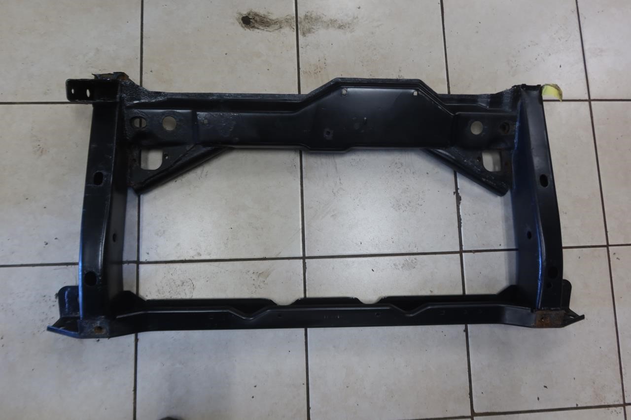 2003-2006 Jeep Wrangler TJ OEM Rear Frame Crossmember Cut 52058121