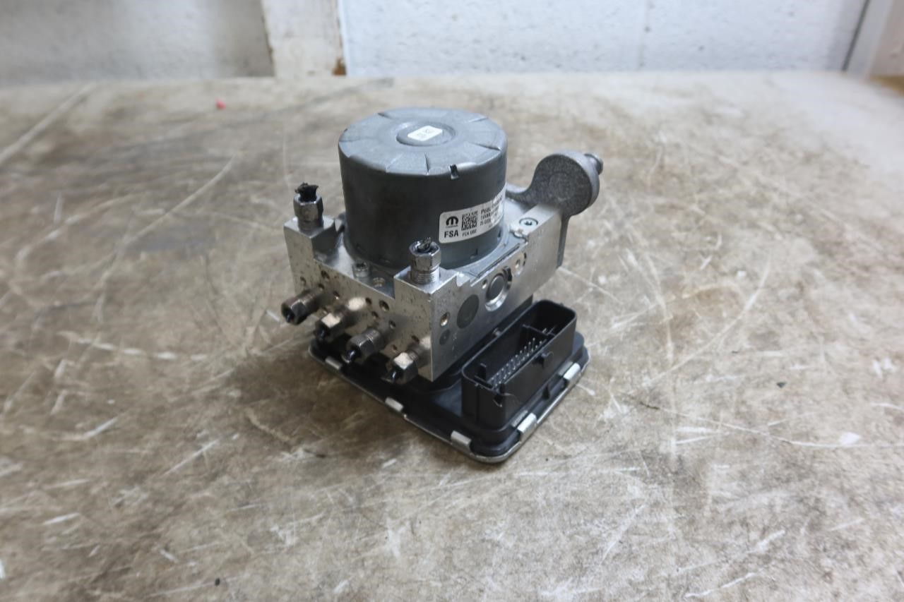 2020 Jeep Gladiator OEM ABS Anti Brake Lock Pump Module 68313400