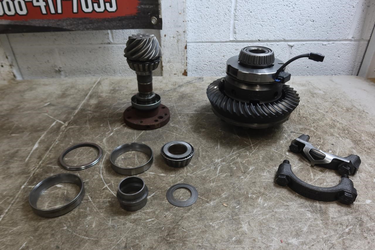 2007-2018 Jeep Wrangler JK Rubicon OEM Front Axle Carrier Locker Tru-Lok 4.10