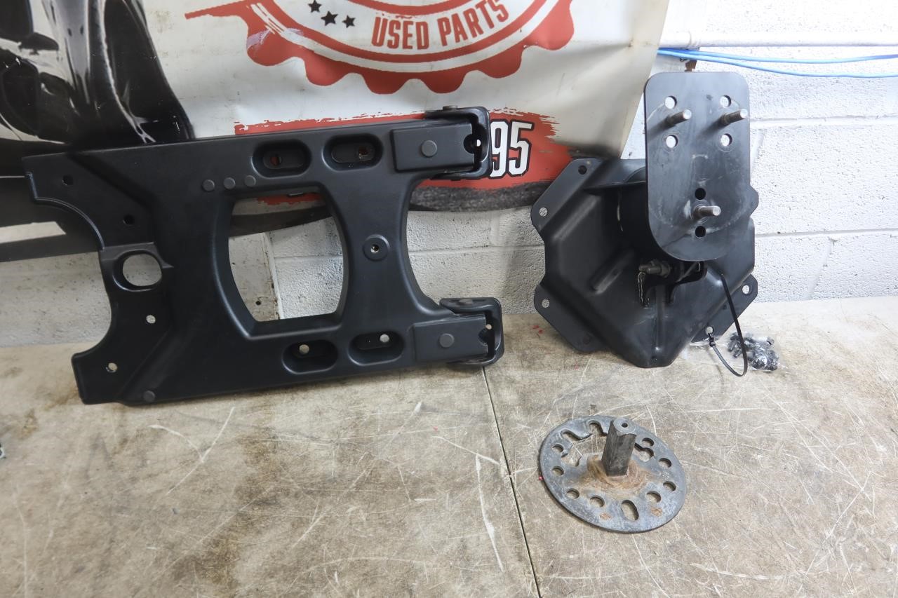 2007-2018 Jeep Wrangler JK OEM Spare Tire Carrier w/ Reinforcement 82214770