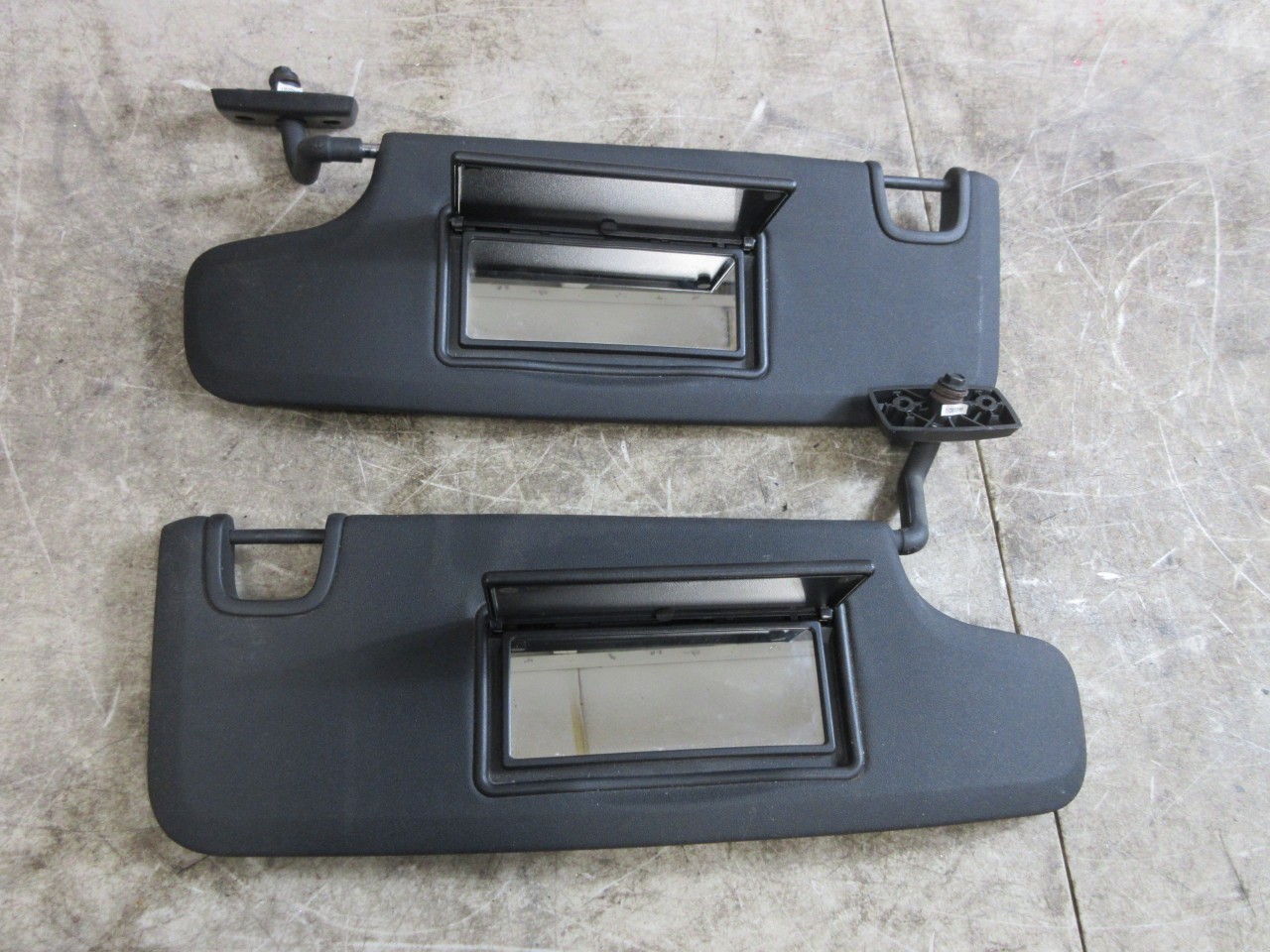 2007-2018 Jeep Wrangler JK JKU OEM Interior Sun Visor Pair Left & Right