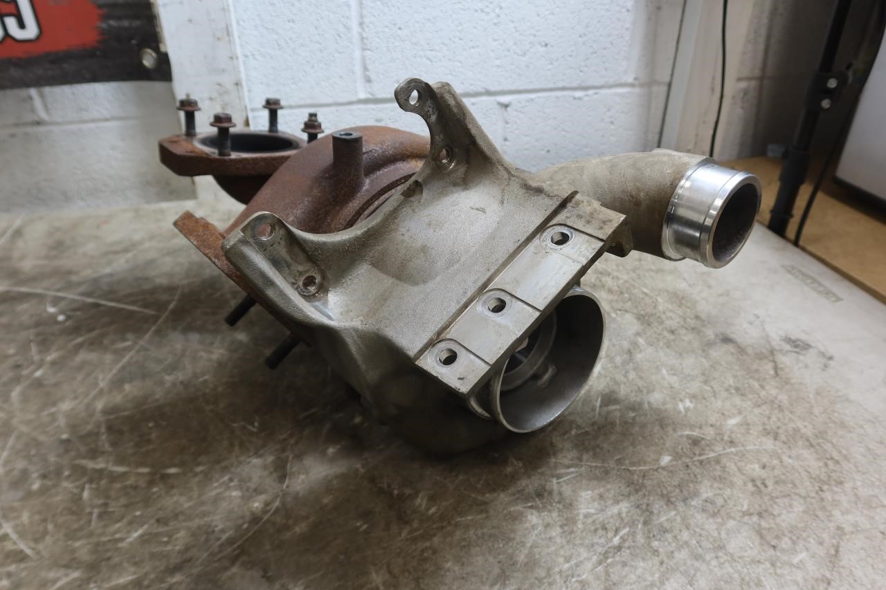 Turbo for Nissan UD Diesel w/ J08E Turbocharger GTA4082KLNV