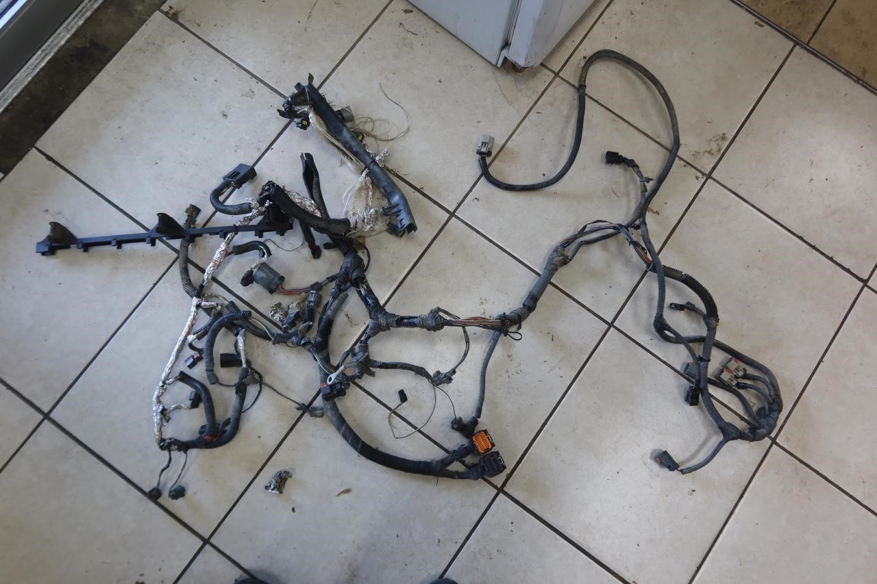 2006 Jeep Wrangler 4.0L TJ OEM Engine Wiring Wire Harness M/T 56047537