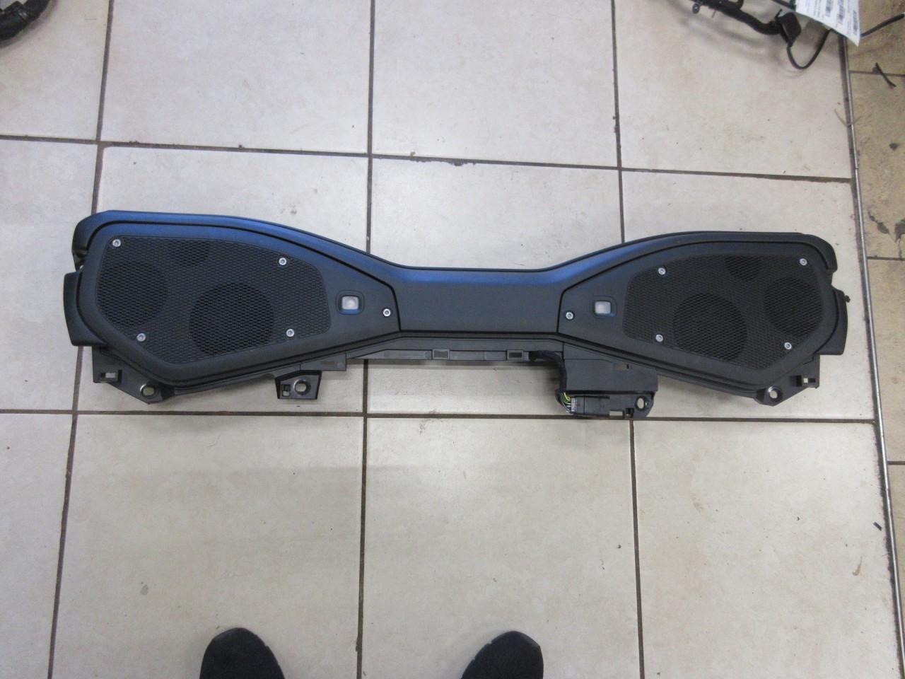 2024 2025 Jeep Wrangler JL Sport Gladiator OEM Speaker Enclosure 7JG35 