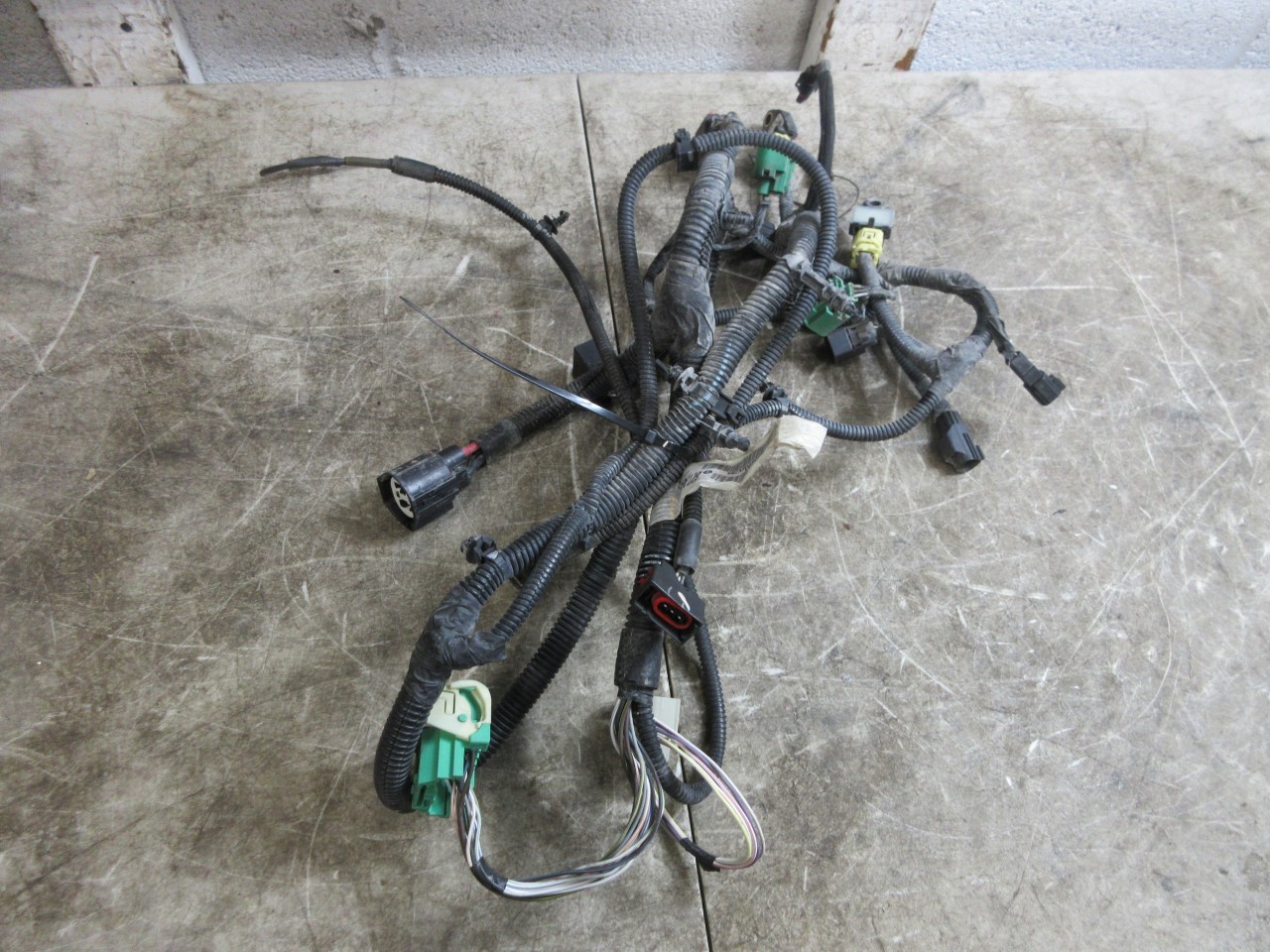 2015 Jeep Wrangler JK OEM Headlamp Wiring Harness 68248677