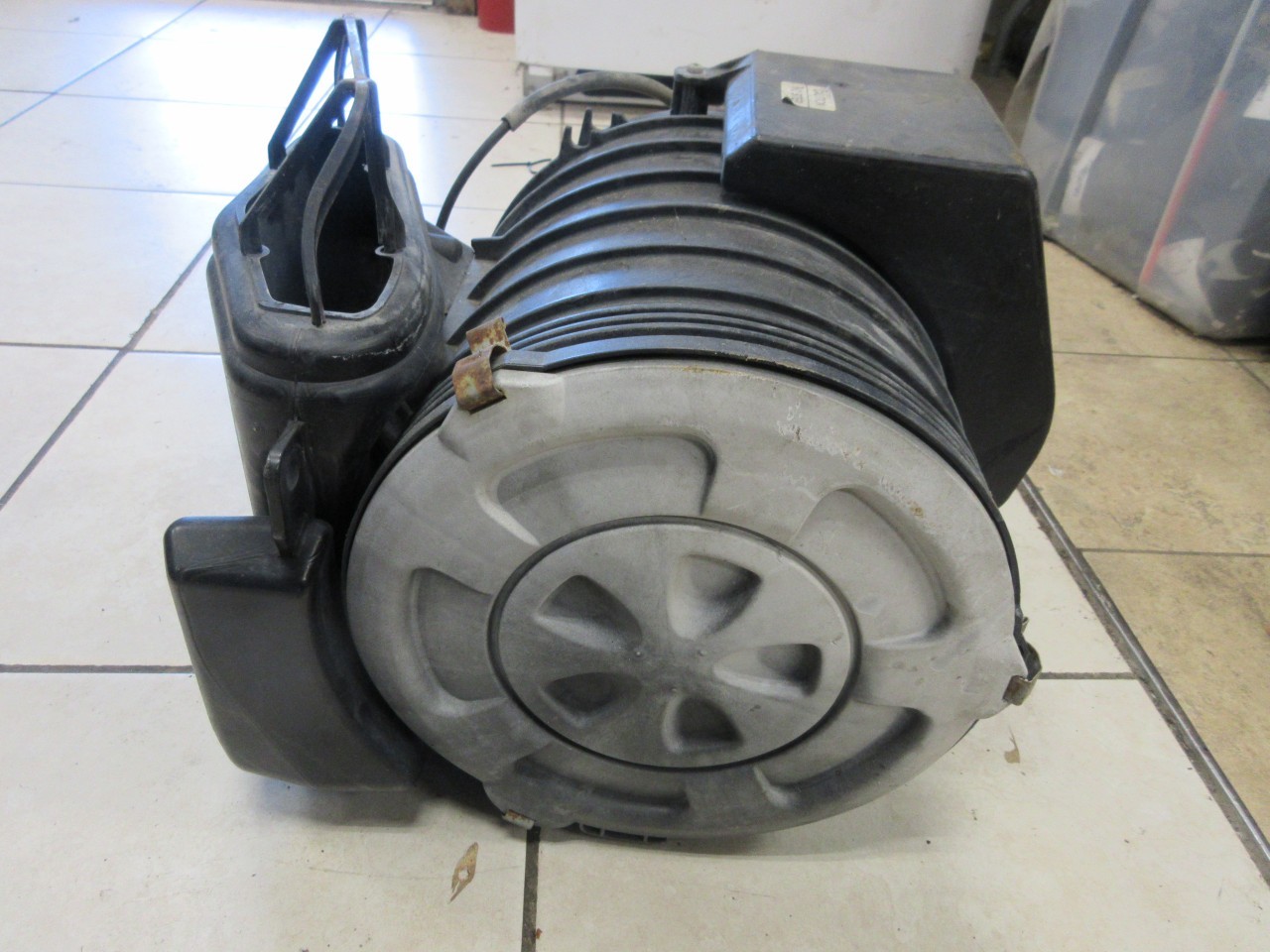 Nissan UD3300 OEM Air Intake Cleaner 