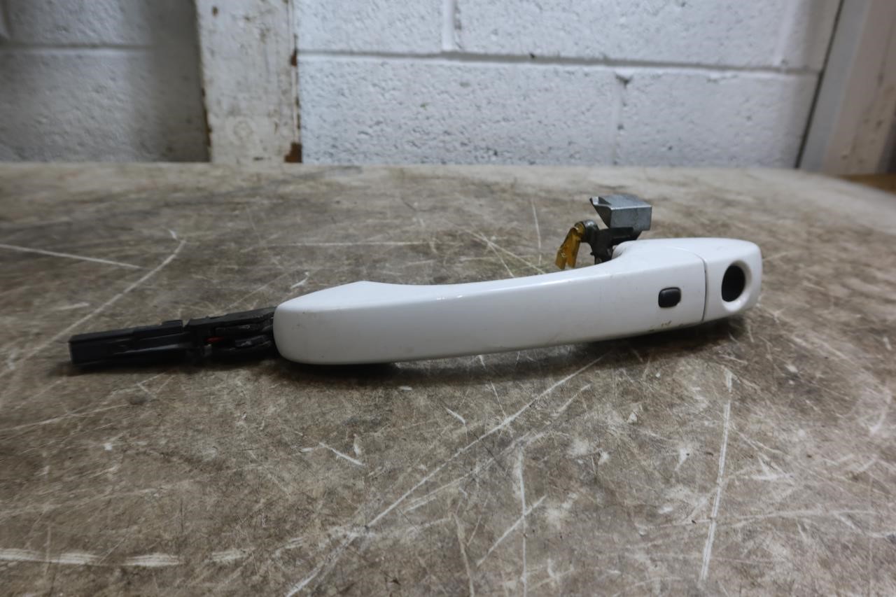 2013-2021 Jeep Grand Cherokee OEM Front Left LH Driver Door Handle 1QA21GW7AJ
